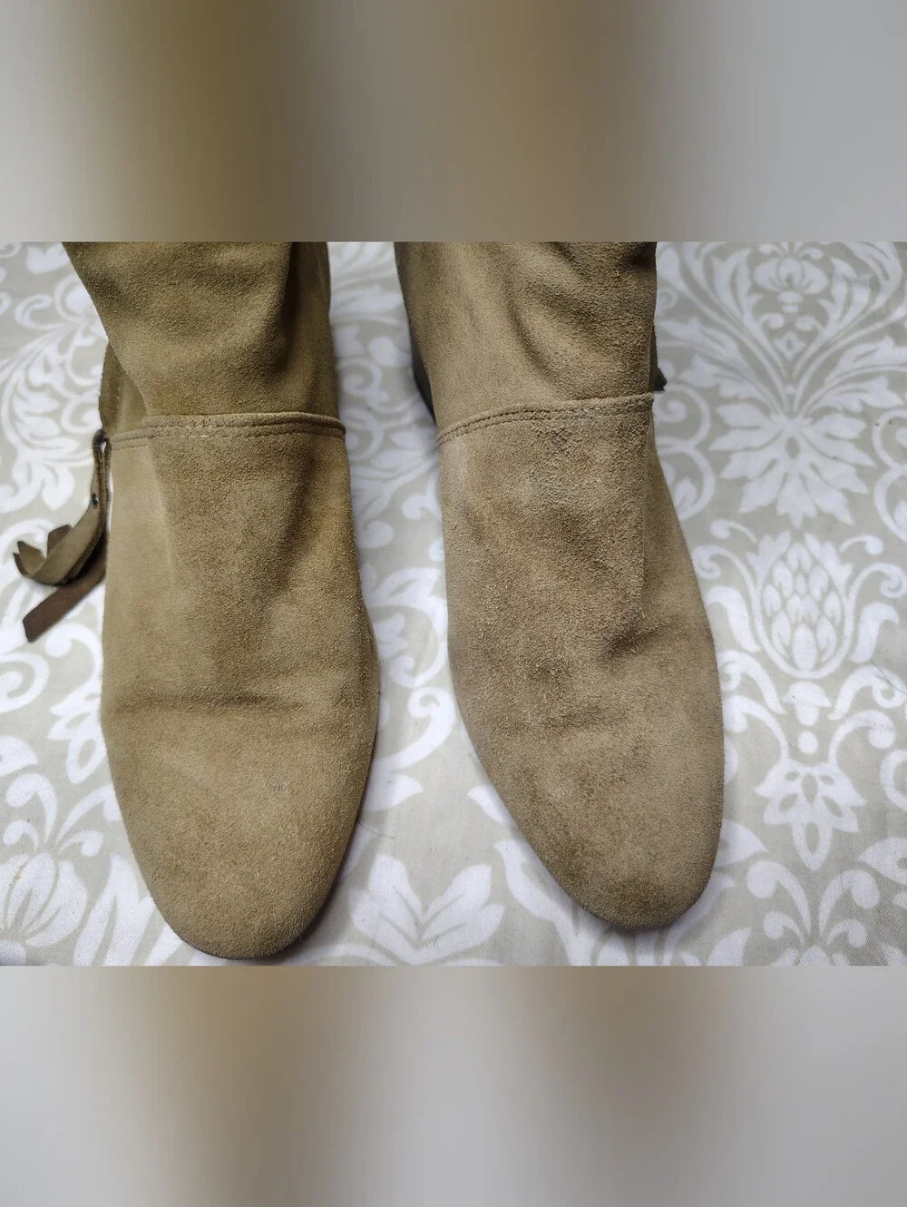 Banana Republic Women’s Suede Ankle Boots in Light Tan Size 8